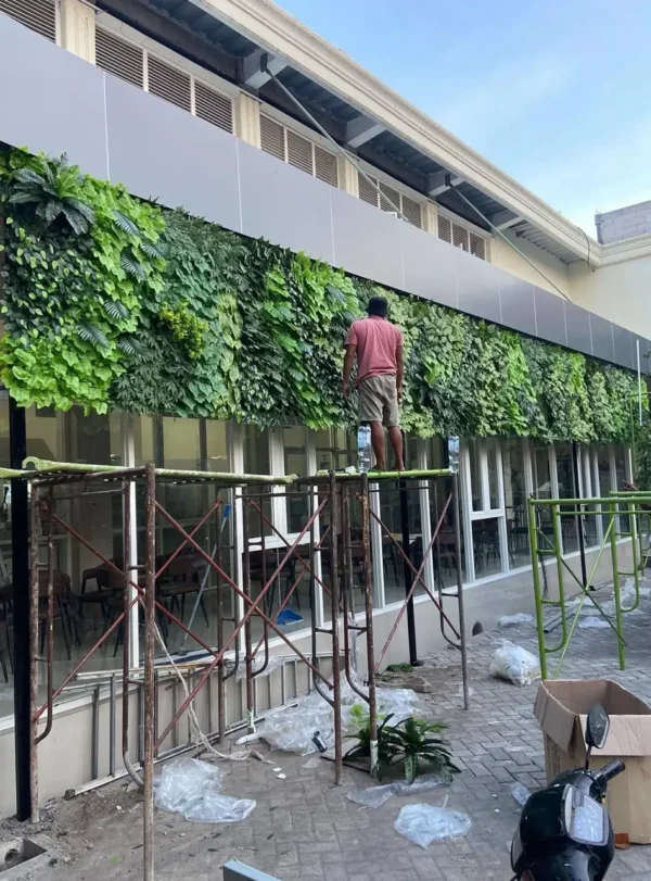 Vertical Garden Sintetis
